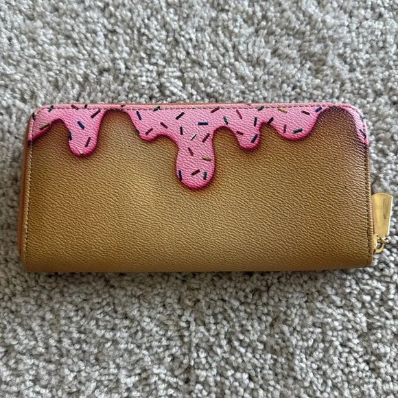 NWOT Pink and Brown ShoeBakery Wallet - Picture 2 of 4